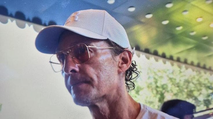 La Roma di Matthew McConaughey: tennis, cremolato e autografi per il premio Oscar