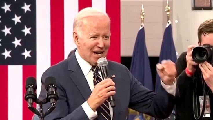 Qatar 2022, Biden esulta per la vittoria degli Usa sull'Iran: "Grande partita, ce l'hanno fatta"