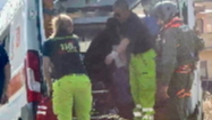 Trapani, elicottero dell'Aeronautica salva un uomo su una nave da crociera