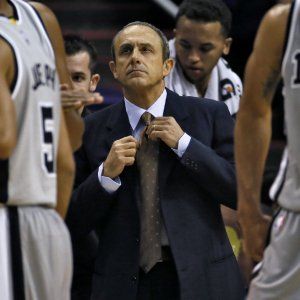 Basket, Nba: Golden State ancora da record, Messina e San Antonio ko