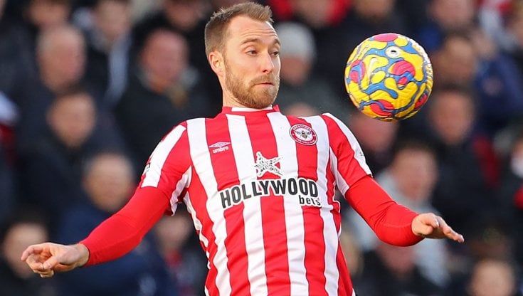 Eriksen è tornato in campo otto mesi dopo il malore all'Europeo. "Sono un uomo felice"