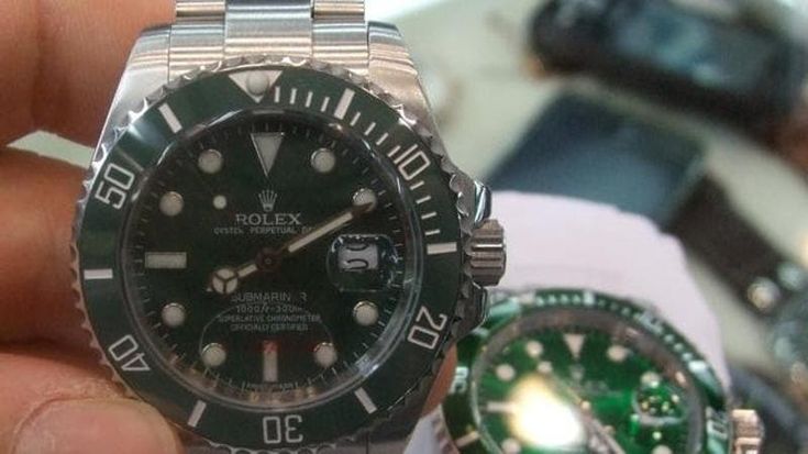 In manette il re dei Rolex, pagava con assegni circolari contraffatti e spariva. Ecco come truffava