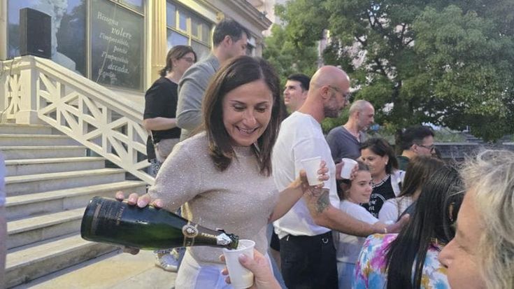 Ercolano, la neo sindaca Garzia “Cambio la città con un governo femminista: laboratorio per il 2027”