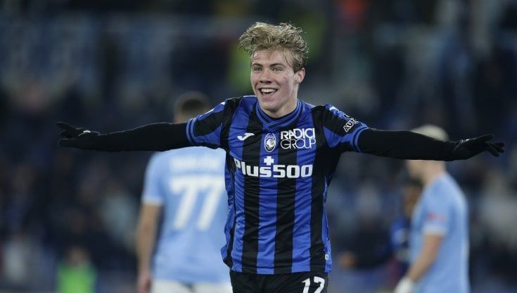 Hojlund e Kvaratskhelia, le vere novità del calcio mondiale giocano in Italia