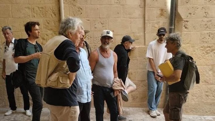 Mel Gibson a Matera: il premio Oscar tra i Sassi per il set di The Resurrection of Christ