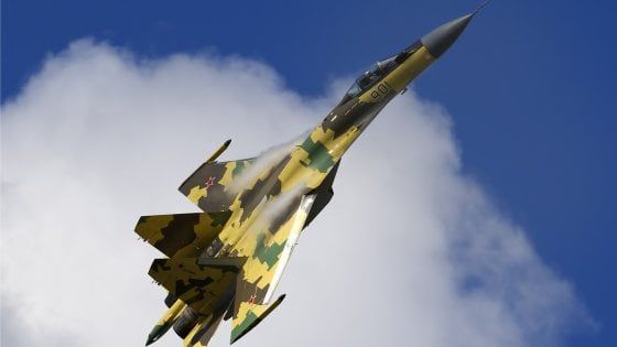 Tensione nei cieli: in un anno la Nato ha intercettato per 290 volte i caccia russi