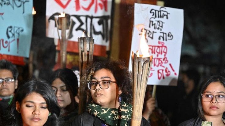Bangladesh, marcia notturna delle donne: “Basta violenza e più rappresentanti in Parlamento”