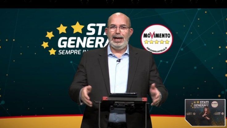M5S, ecco il documento di sintesi degli Stati generali: limite dei due mandati, organo collegiale e trasparenza su voti e bilanci. L'addio della deputata Siragusa