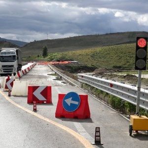 Cantieri senza fine e costi alle stelle vent’anni da incompiute