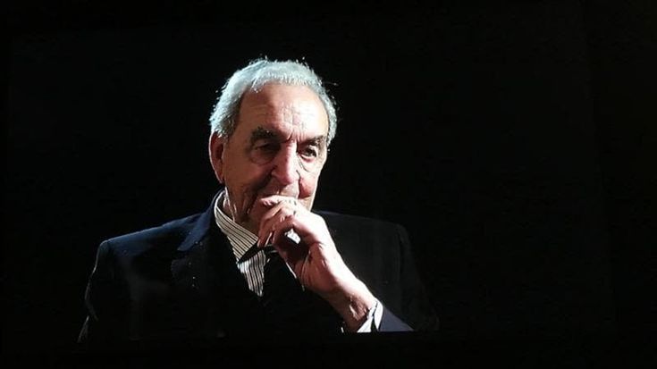 Bruno Pizzul: “Curavo le parole, oggi si strilla troppo. Beppe Viola mi fece fare tardi alla mia prima telecronaca”