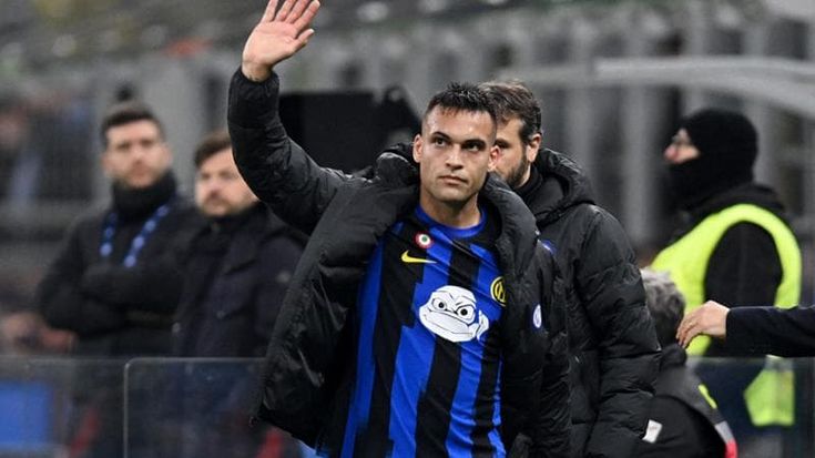 Inter, dall’Agcom via libera allo sponsor Betsson: “Se sulle maglie c’è un sito di informazione, nessuna violazione”