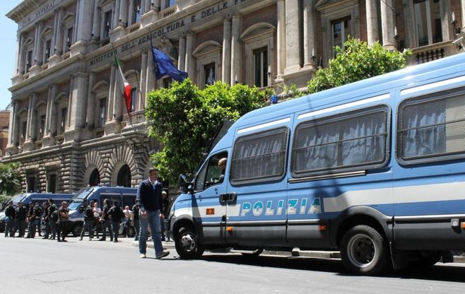 La protesta dell'ippica in crisi <br />"Siamo al collasso: vogliamo risposte"