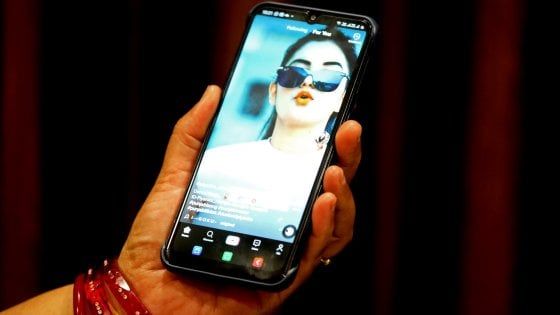TikTok si difende dopo il blocco in India: "Mai consegnati i dati degli utenti alla Cina"