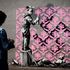 Parigi, i nuovi murales di Banksy per i migranti