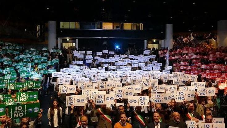 Salvini, Meloni e Toti, selfie contro la riforma. Ma c'è indecisione sul centrodestra unito