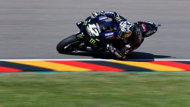 MotoGp, Gp Sachsenring: Oliveira il più veloce nelle libere. Male Marquez e gli italiani