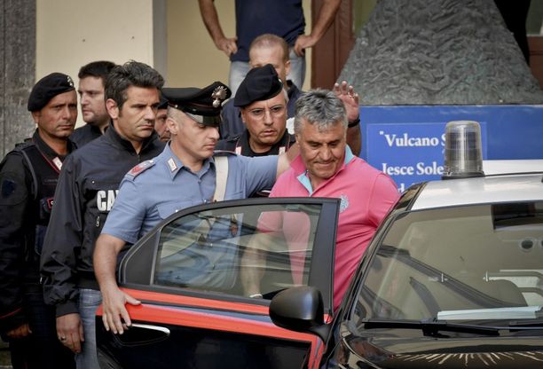 Clan Lo Russo, 34 arresti