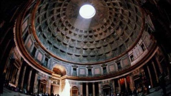 Quell’occhio nel cielo di Roma, segreti e simbologie del Pantheon