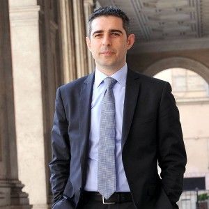 Pizzarotti (M5S) "Merito elogi e mi attaccano ma non mi far&ograve; cacciare. A Grillo dico: la gente &egrave; con me"