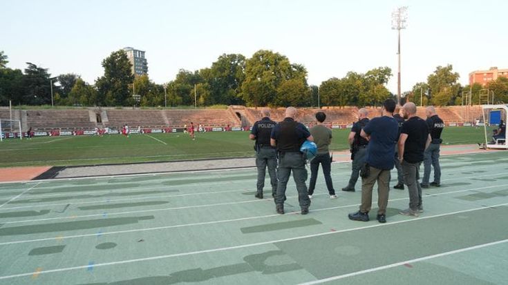 Campionato libico a Milano, dopo il tira e molla la partita decisiva è rimandata: “Manca il Var”