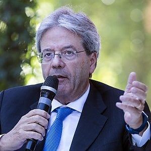 Pd, quella tentazione di Gentiloni: candidato Pse per la Commissione europea 