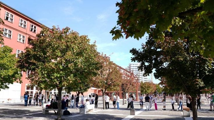 L’università Bicocca pensa agli studenti con figli: posteggi, fasciatoi e appelli straordinari