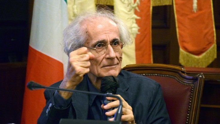Centenario Marcia su Roma, Canfora agli studenti: "Mai più fascismo, come il blocco delle navi dei migranti"