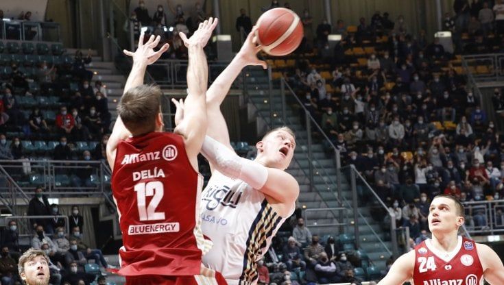 Basket, Serie A: la Fortitudo Bologna spazza via Trieste