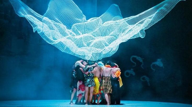 Roberto Zappalà affronta tre grandi balletti in una coreografia pop