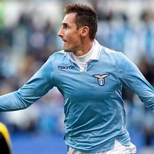 Klose nella top five degli attaccanti scelti da Rooney