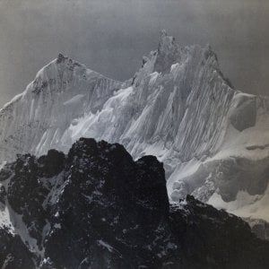 Ai piedi delle cattedrali di ghiaccio, ad Aosta i bianchi e neri di Vittorio Sella