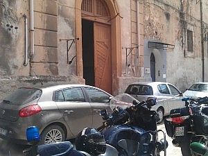 Accoltellamento in scuola abbandonata<br />gravissimo un ragazzo di 22 anni