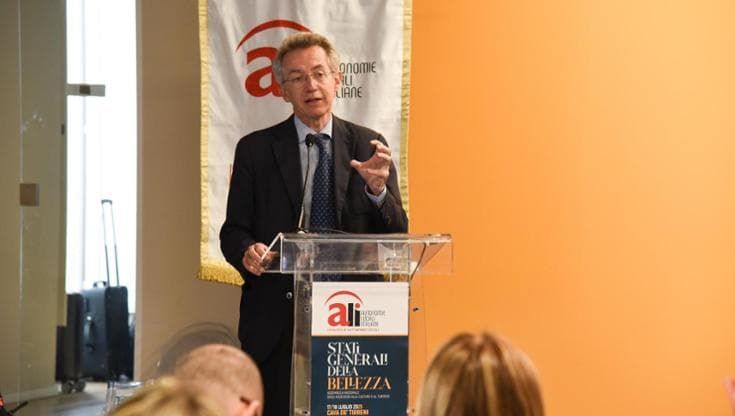 Manfredi: “Bellezza è anche una Vela che crolla e bimbi che piangono, ma di gioia”