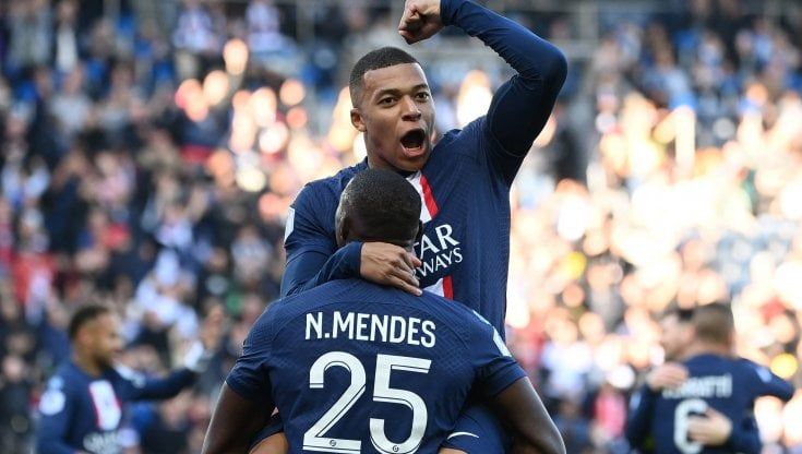 Le stelle del Psg non pensano ai Mondiali: 5-0 all'Auxerre
