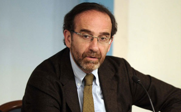 Nencini: "Voglio meno autovelox e pi&ugrave;  segnalati, soprattutto in citt&agrave;. Poche multe al sud? L&agrave; manca la  vigilanza"