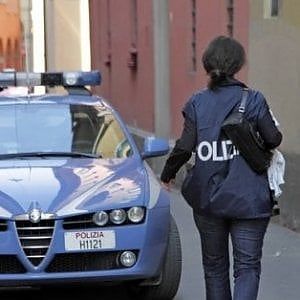 Firenze, diciassettenne denuncia violenza sessuale in un locale