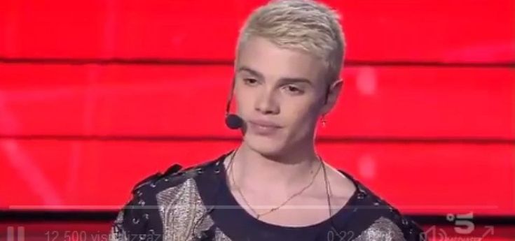 Amici 17, è "auto-tune gate": Parisi e Meta contro Biondo