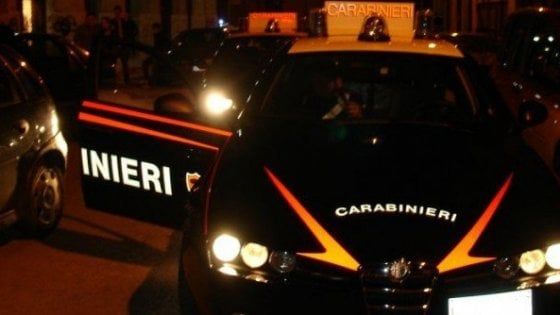 Ucciso davanti al bar nel Nuorese, arrestato un 20enne