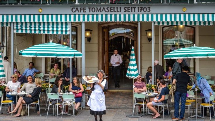 I 100 + 1 anni del Festival di Salisburgo, dove degustare è una sinfonia