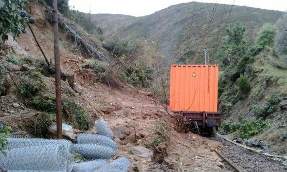 Liguria, allerta 1 fino alle 24, disagi nei trasporti.&nbsp; Leivi e Pr&agrave;, &egrave; paura per le frane