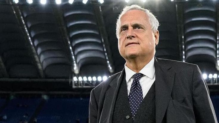 Lazio, Lotito ai pm: “Giro con due pistole per paura dopo le minacce degli ultrà”