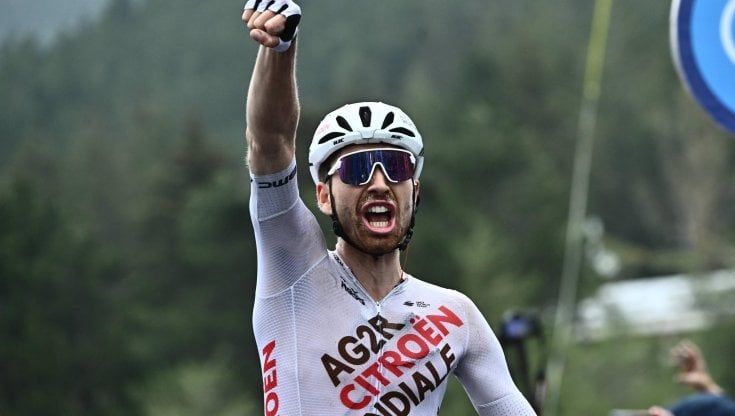 Giro d'Italia, Paret-Peintre vince la quarta tappa. Evenepoel lascia la maglia rosa a Leknessund