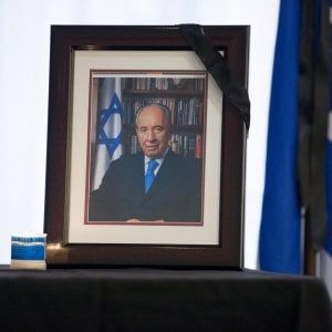 I miei anni accanto a Peres: "Per lui pace e sicurezza coincidevano"