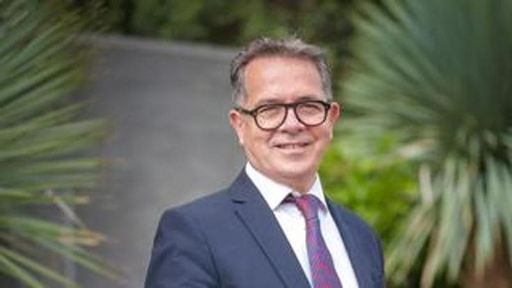 “Io, sindaco di Forza Italia vi dico che qui a Olbia andare ai 30 ci piace”. Settimo Nizzi ha introdotto il limite tre anni fa