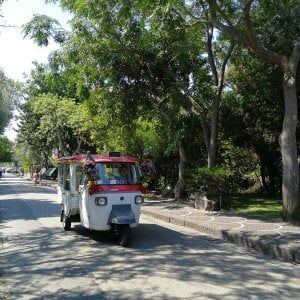 Ischia sperimenta il taxi low cost: tariffe a 10 euro