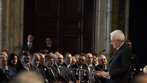 Mattarella: "Mi auguro una nuova primavera. Abbiamo energie per un'altra stagione di fiducia"