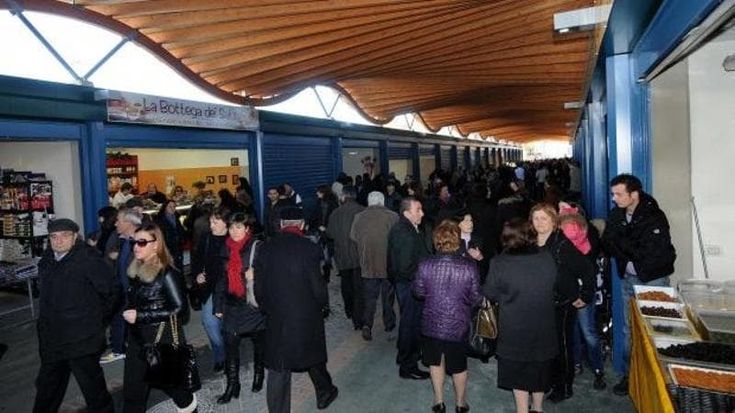 A Bari l’apertura straordinaria dei mercati per le feste: ecco calendario e orari