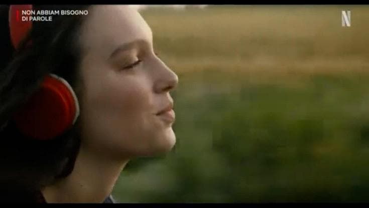 "Non abbiam bisogno di parole", il film Netflix con Sarah Toscano