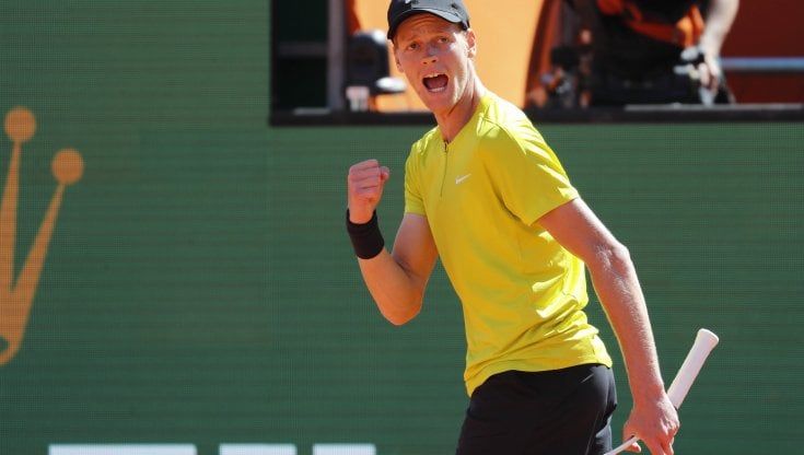 Roland Garros, c'è Sinner: stasera contro il francese Muller. Sei italiani in gara