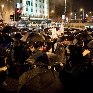 Israele libera 26 palestinesiImpegno per rilancio negoziati